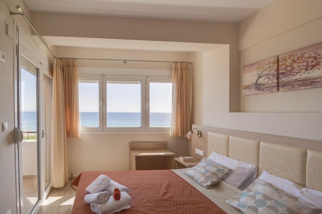 Villa Nefeli - Akti Salonikiou A Agios Nikolaos  Exterior foto