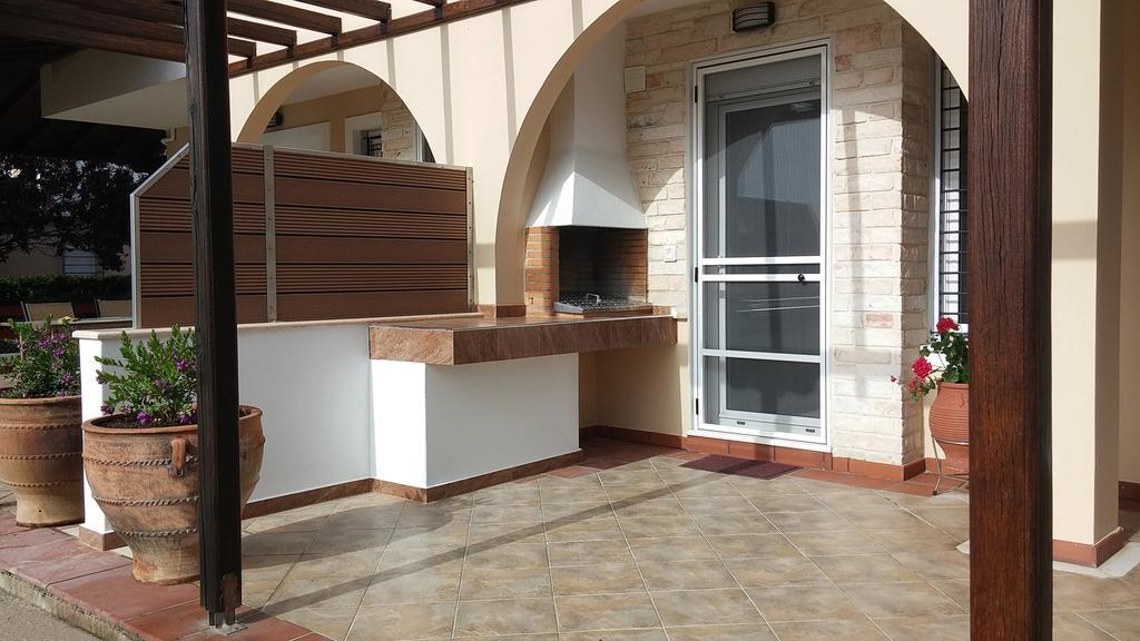 Villa Nefeli - Akti Salonikiou A Agios Nikolaos  Exterior foto